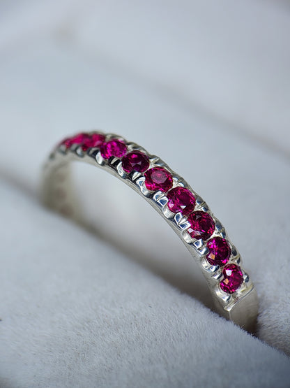 Signature Pave: Garnet MTO