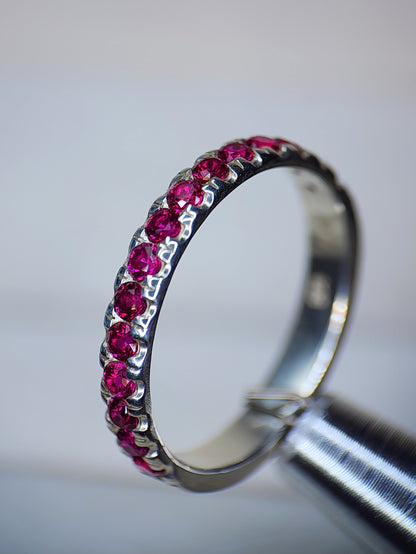 Signature Pave: Garnet MTO