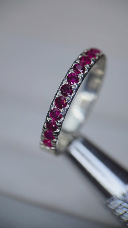 Signature Pave: Garnet MTO